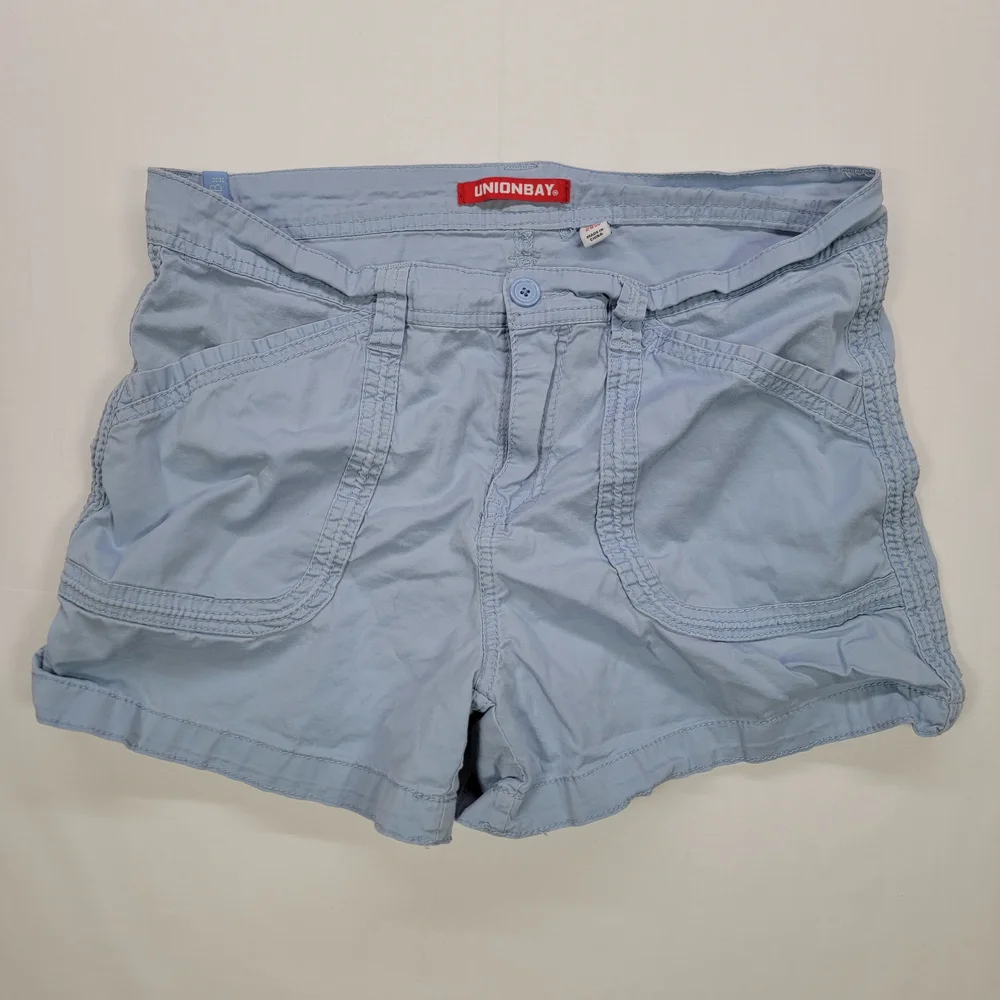 UNIONBAY Women's Sky Blue Cargo Shorts - Picture 1 of 7